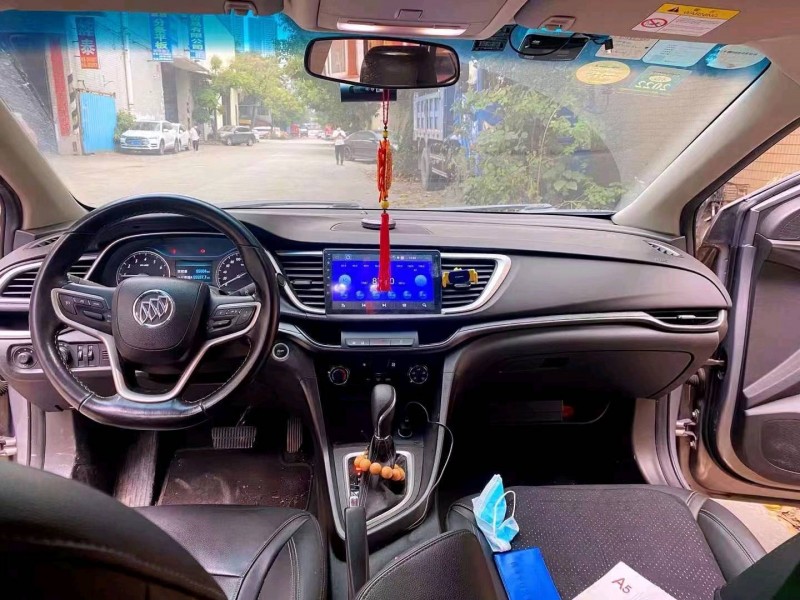 珠海18年别克阅朗8