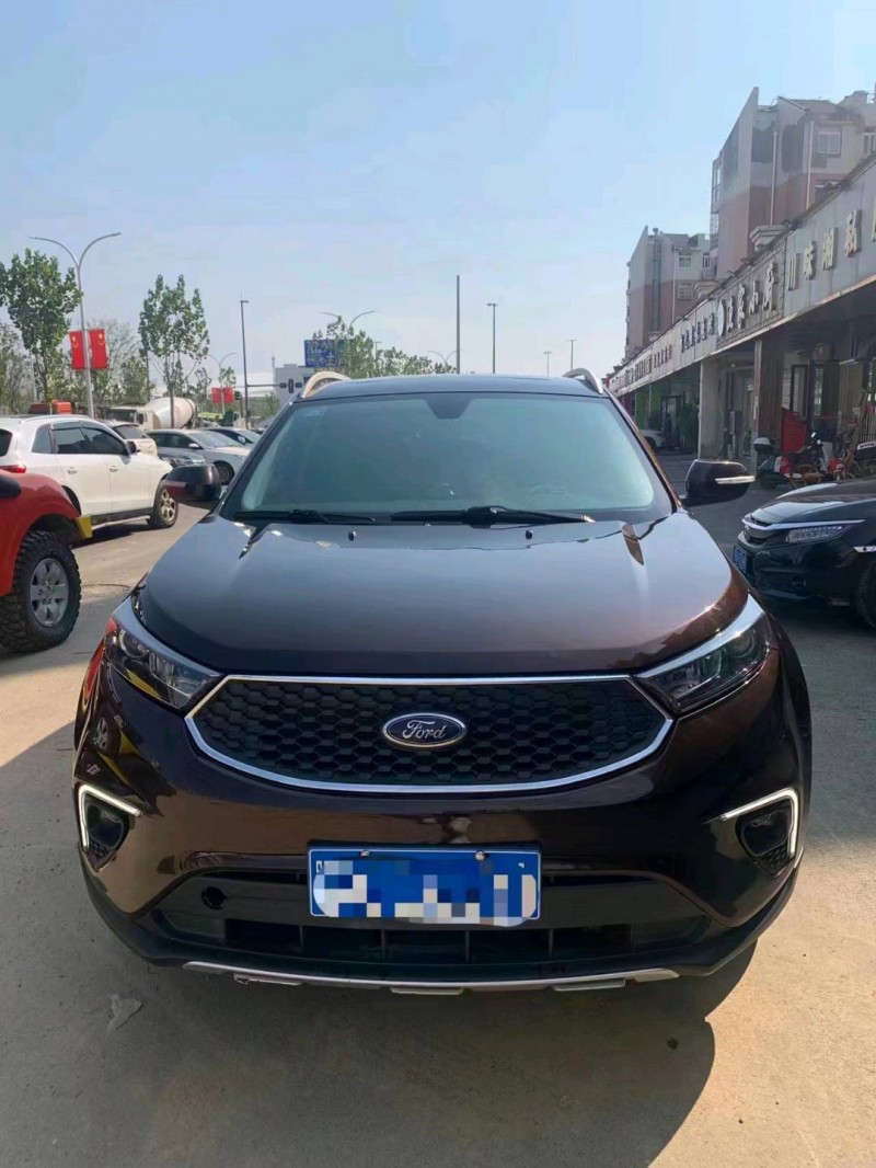 武汉19年福特领界8