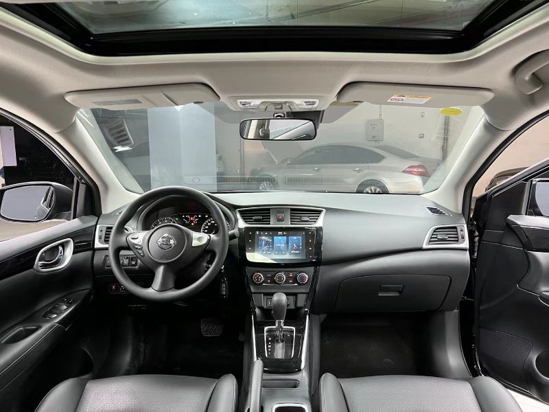 成都22年日产轩逸7