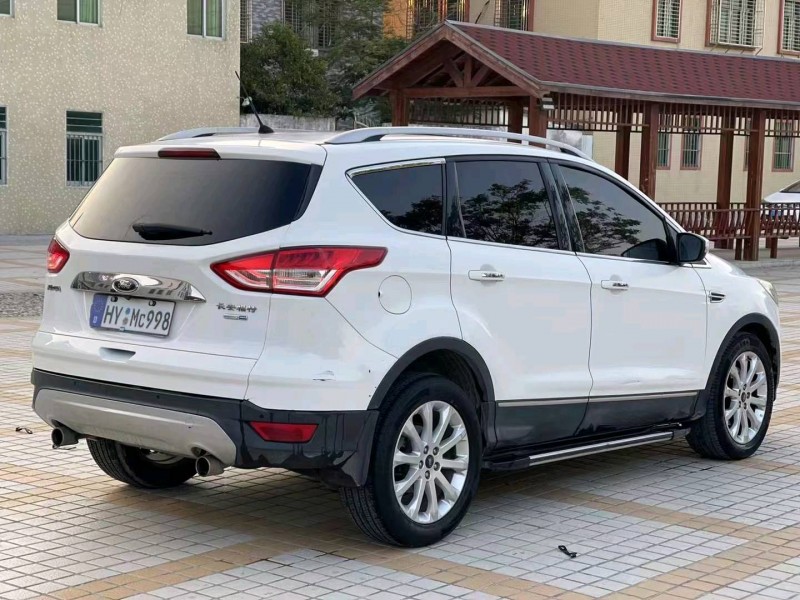 珠海14年福特翼虎8