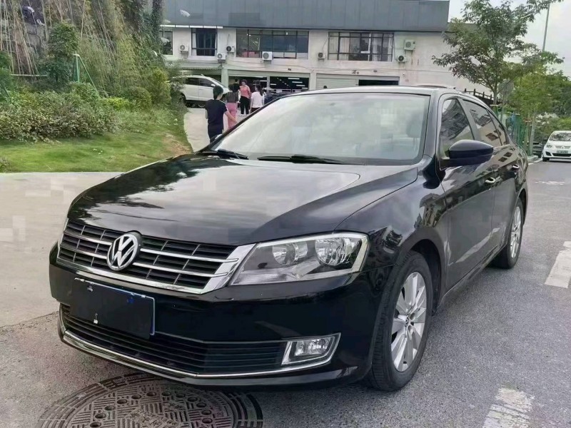 广州12年大众朗逸2