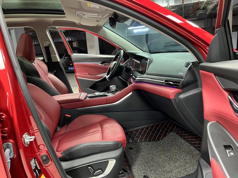 成都20年長安汽車CS3