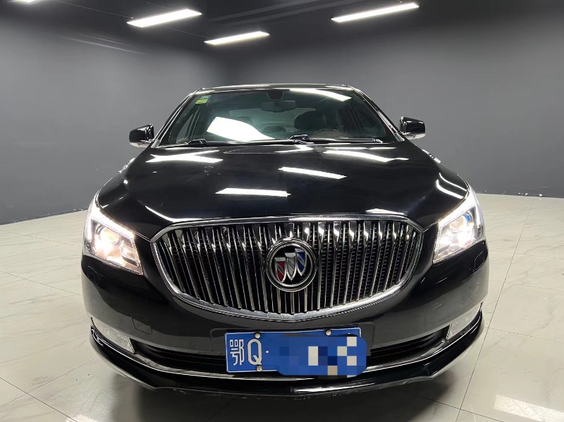 成都16年别克君威1