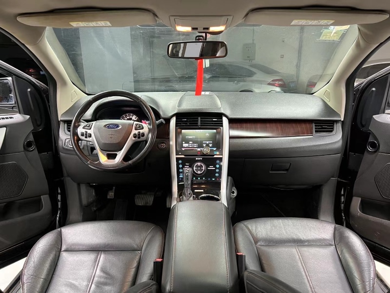 成都15年福特锐界8