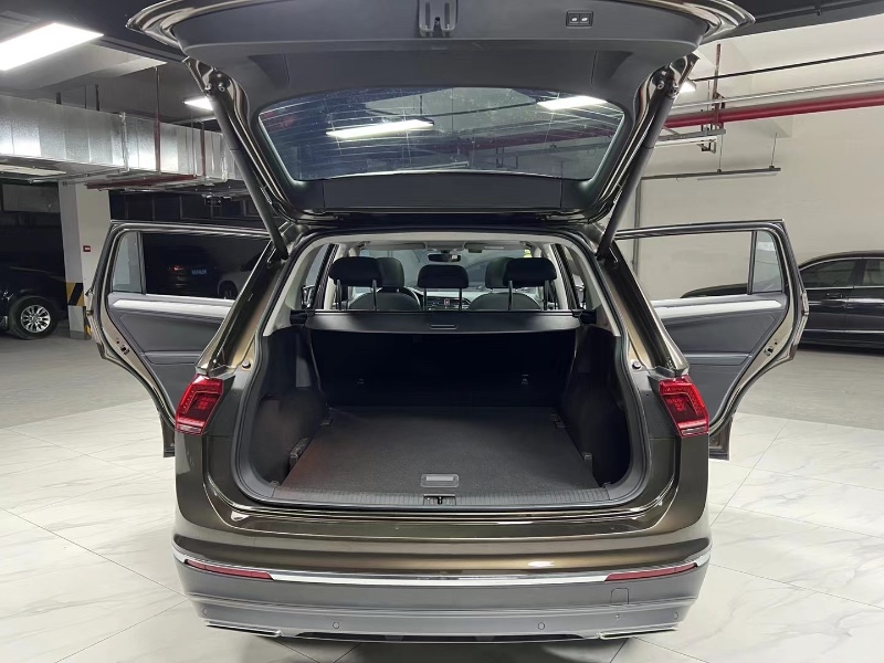 成都18年大众途观5