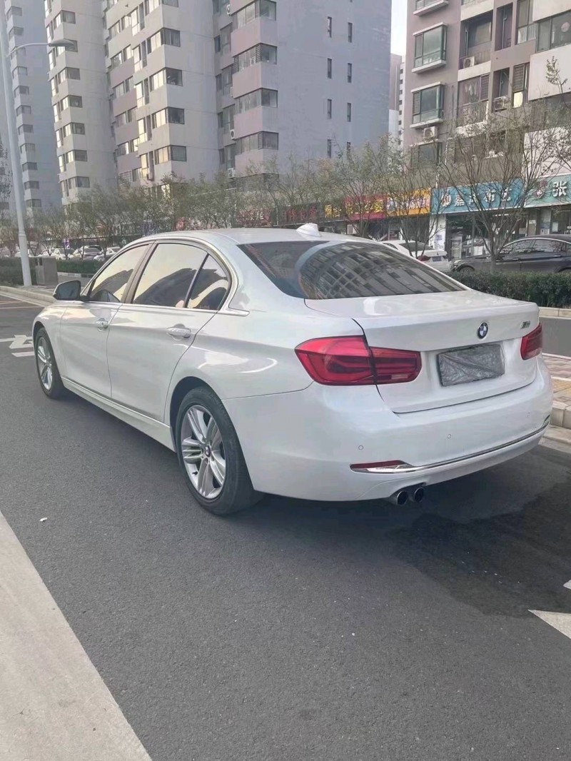 邯郸17年宝马3系8