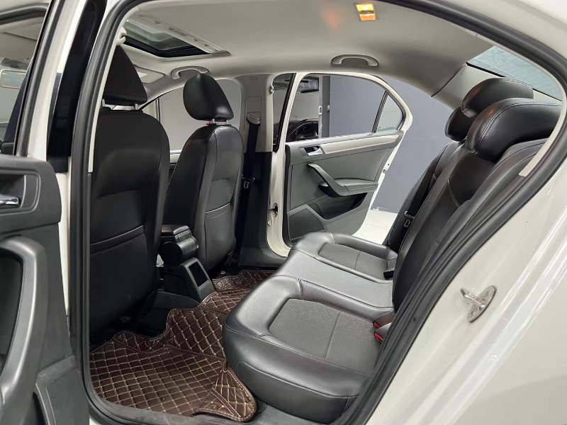 成都15年大众捷达5