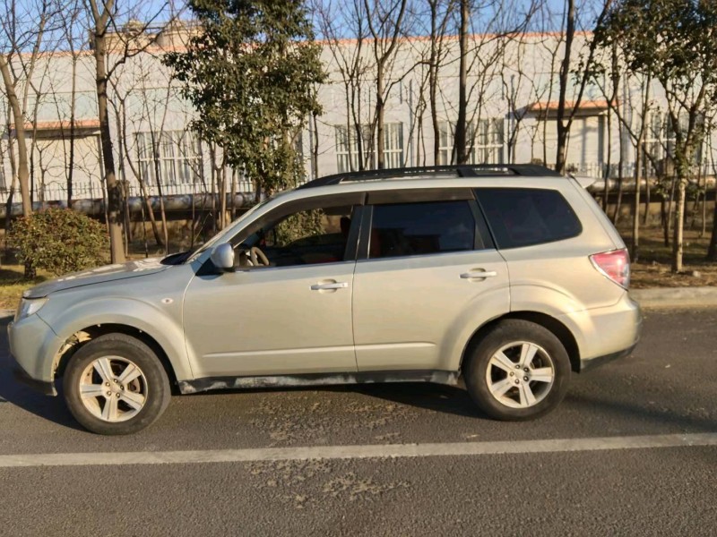 徐州10年斯巴鲁森林人2