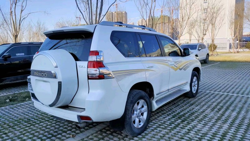 邯郸15年丰田普拉多6