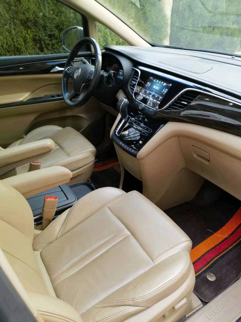 枣庄18年别克GL88