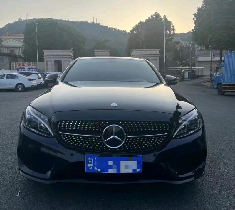 广州17年奔驰C1