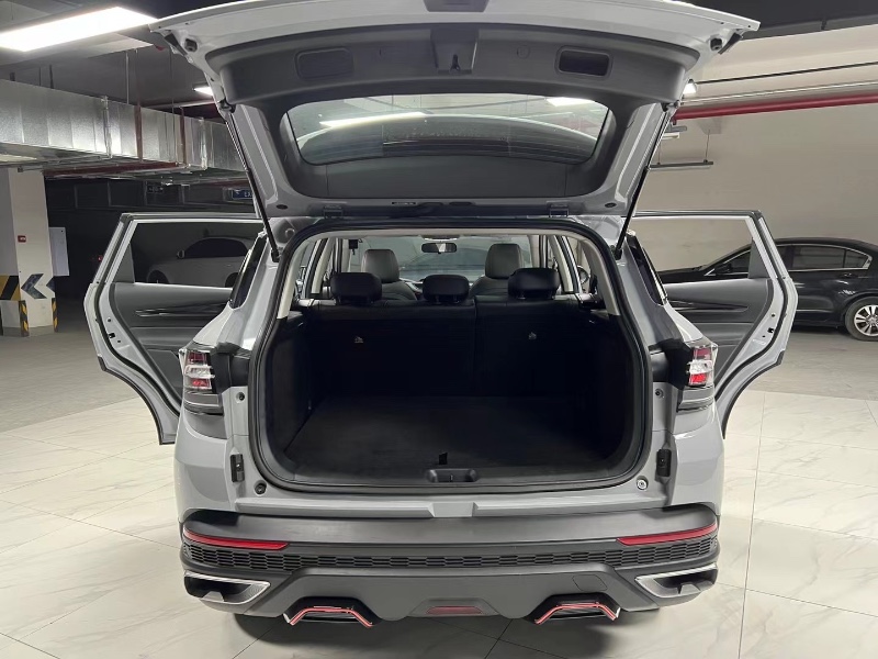 成都22年东风AX7pro5