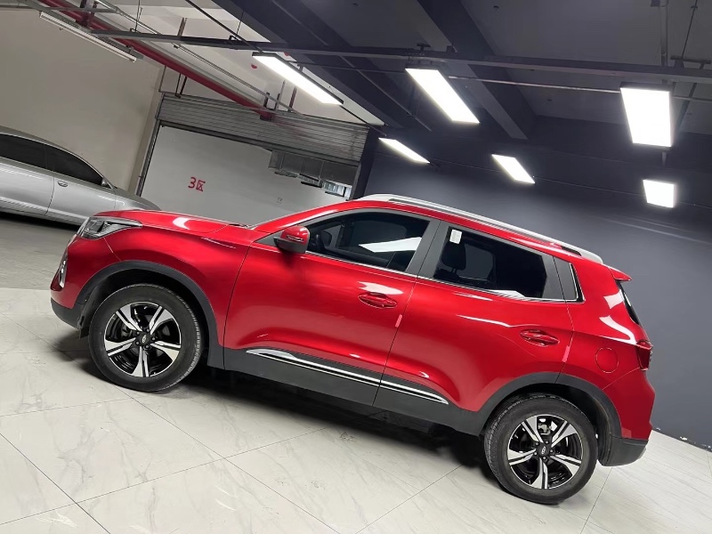 成都21年奇瑞瑞虎5x5