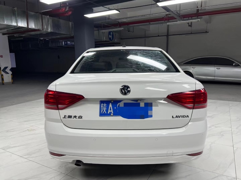 成都15年大众朗逸3