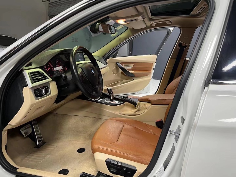 成都13年宝马3系7