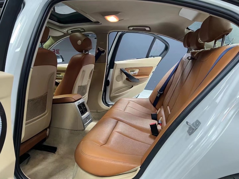 成都13年宝马3系9