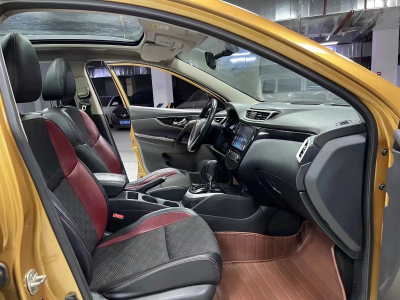 成都16年日产逍客3