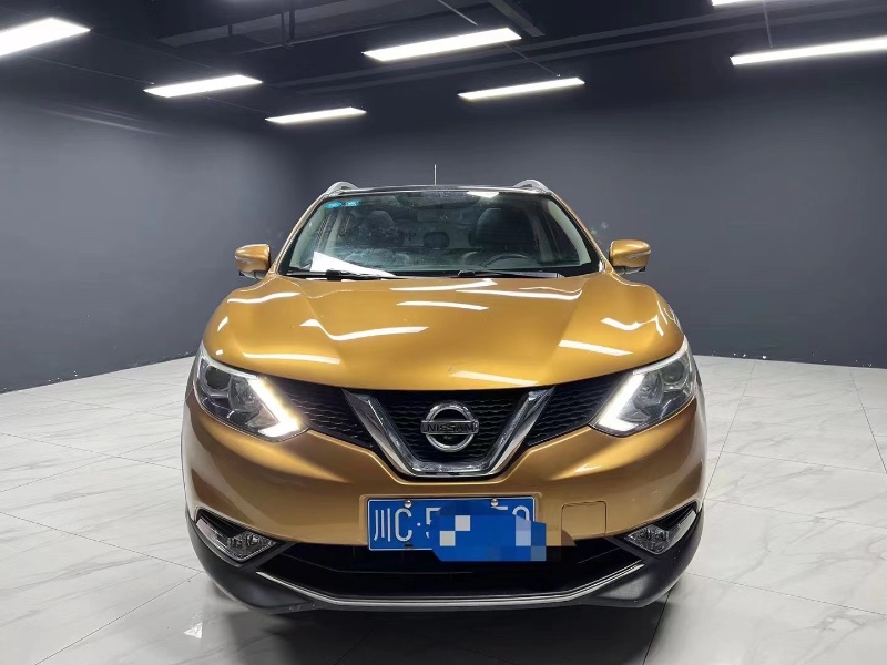 成都16年日产逍客1