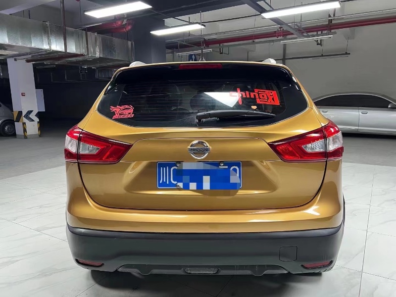 成都16年日产逍客5