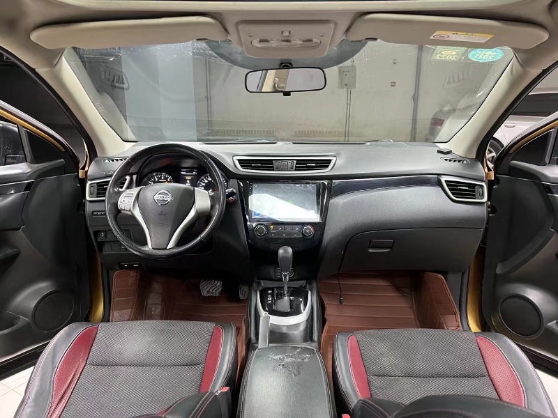 成都16年日产逍客7