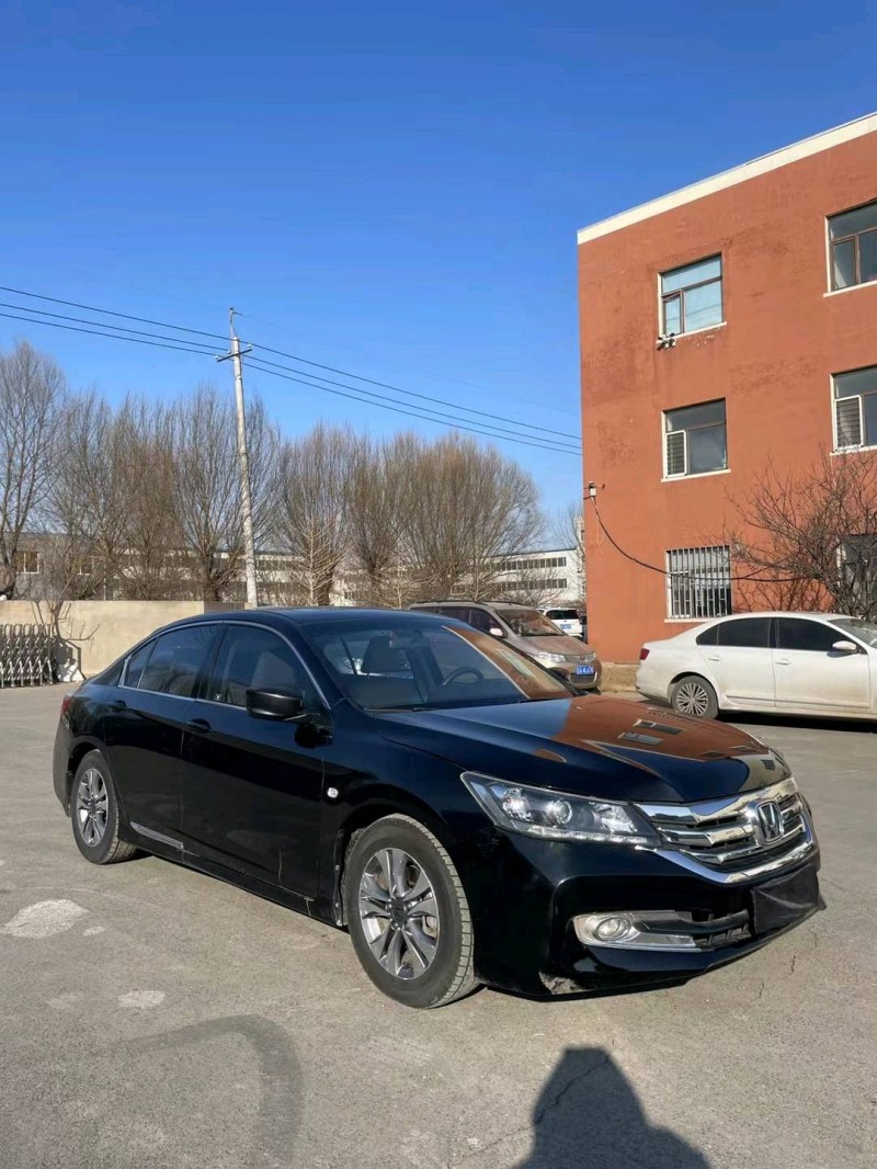 沈阳14年本田雅阁2