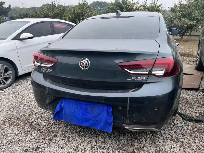 嘉兴21年别克君威4