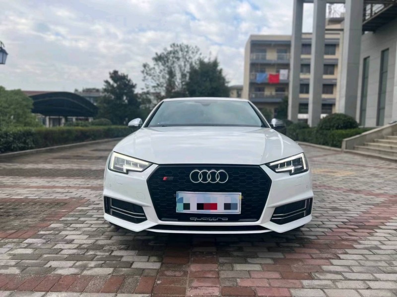 上饒18年奧迪A4L1