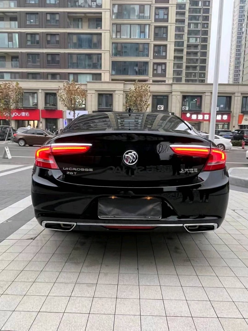 徐州18年别克君越9