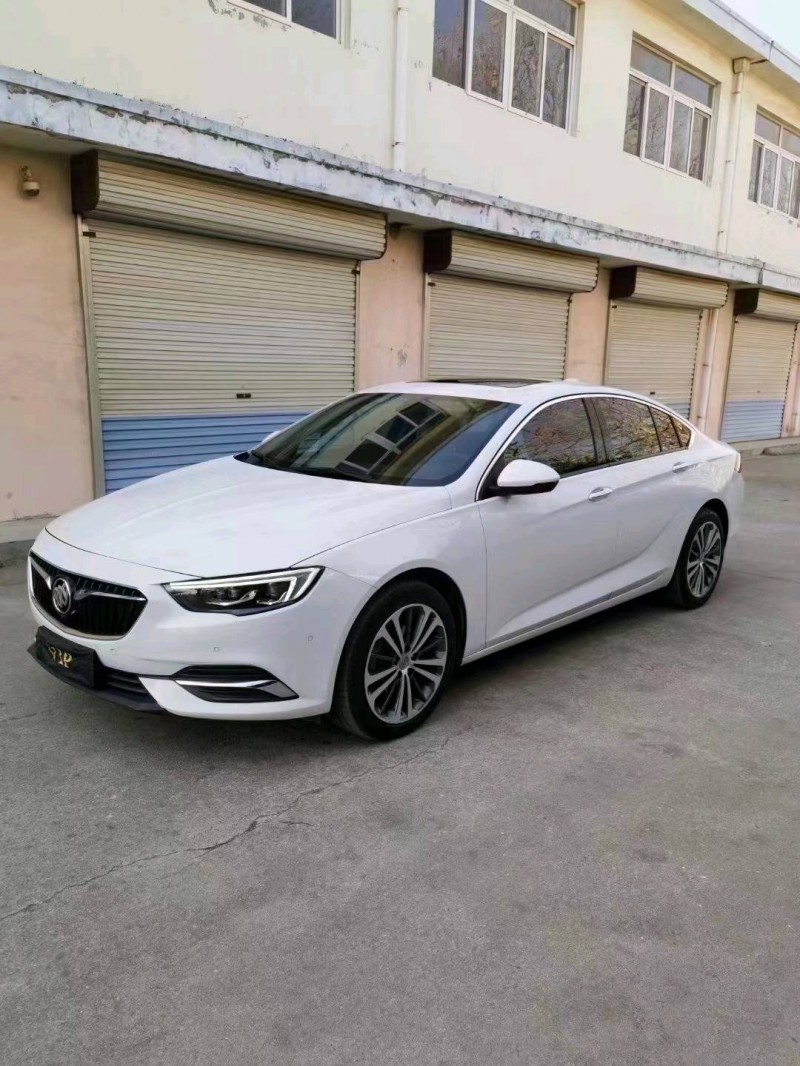 枣庄18年别克君威6