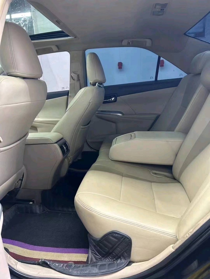 邯郸13年丰田凯美瑞3