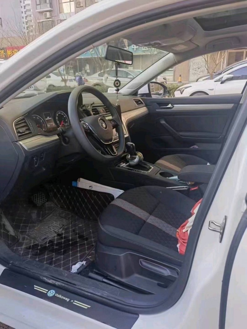 邯郸22年大众凌渡5