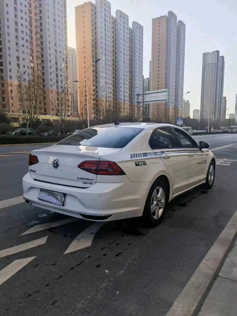 邯郸22年大众凌渡6