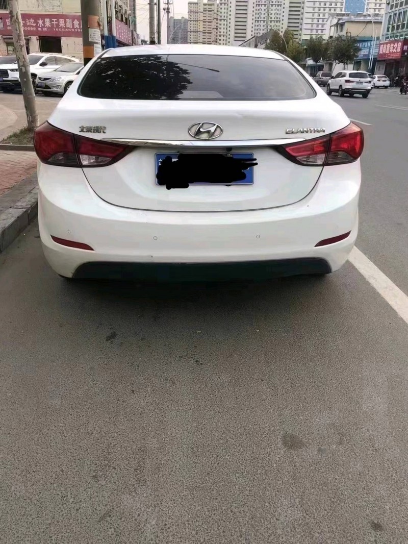 北京17年现代朗动4