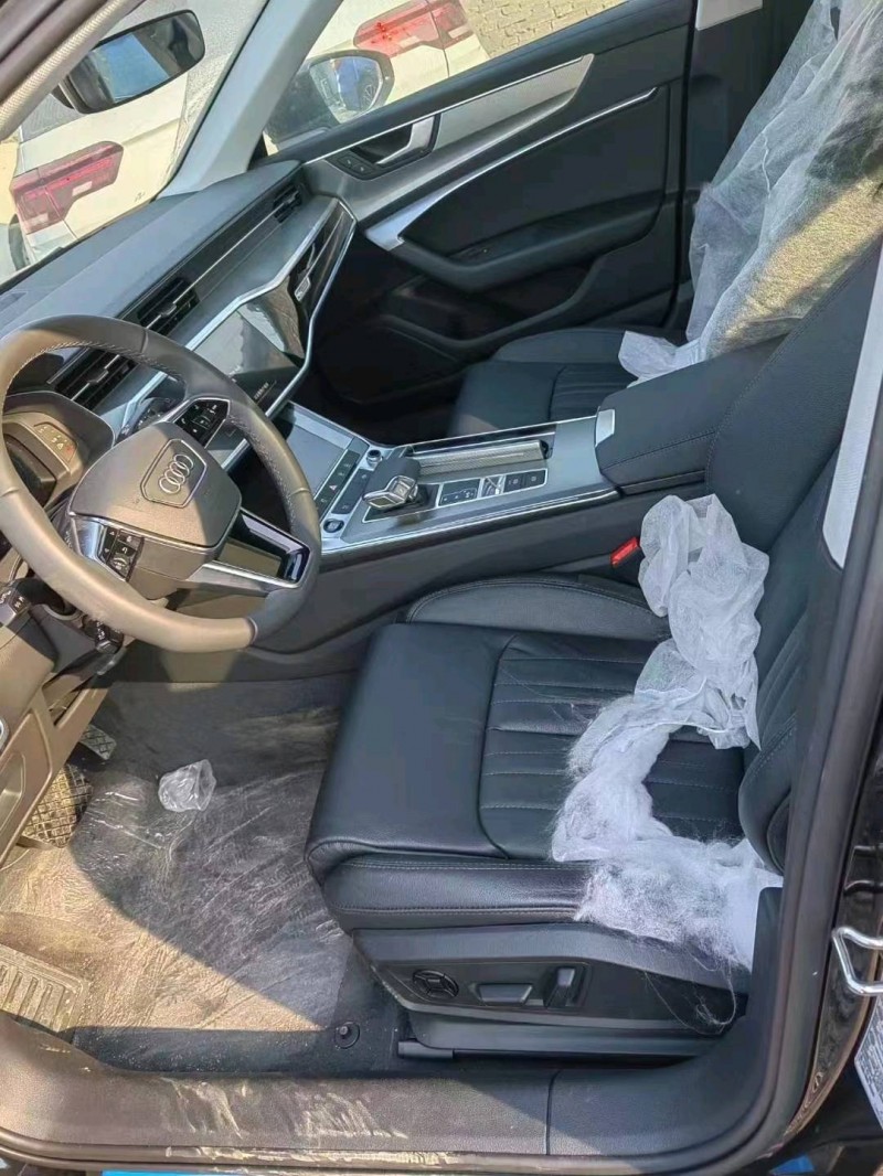 北京22年奥迪A6L5