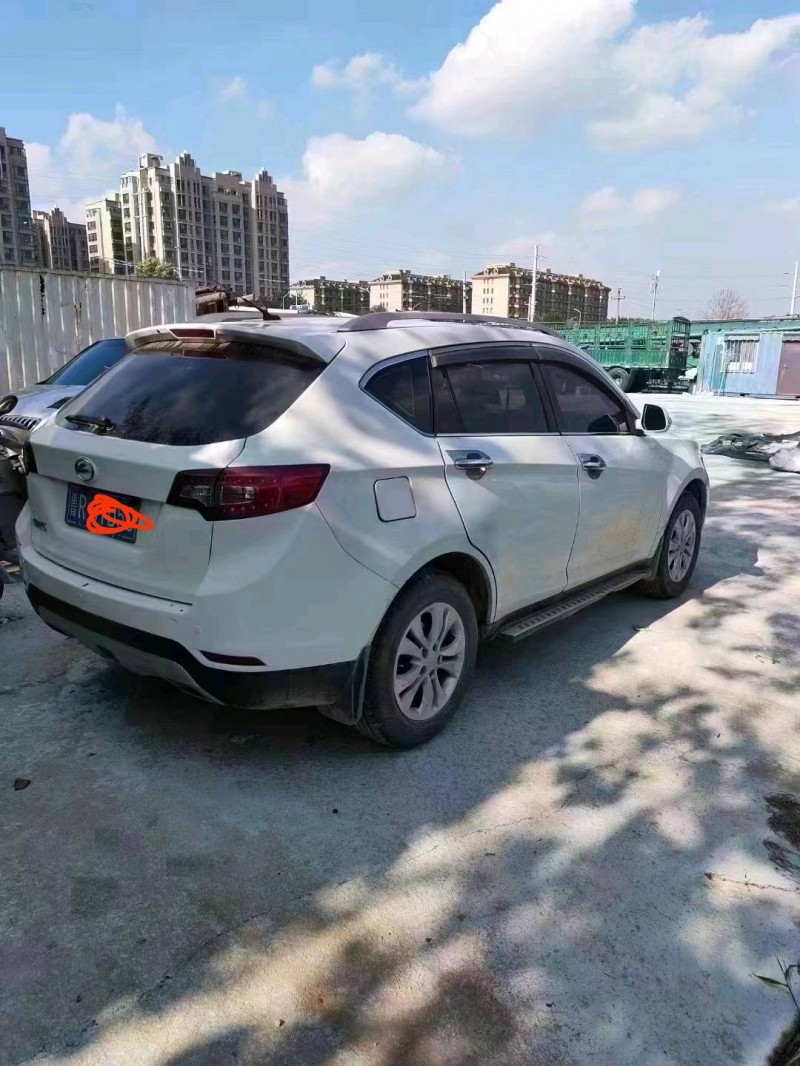 北京15年陆风X55