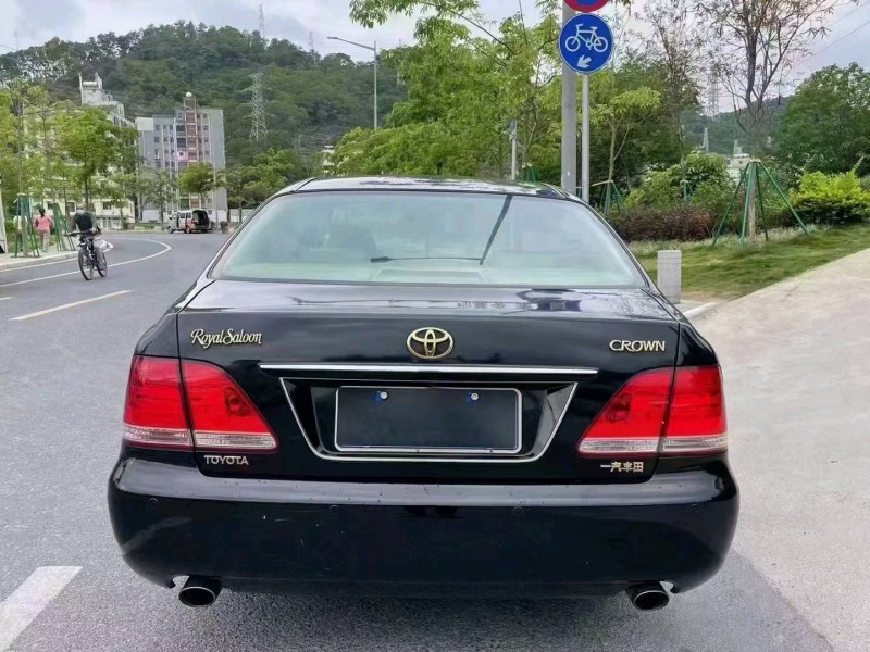 广州09年丰田皇冠5