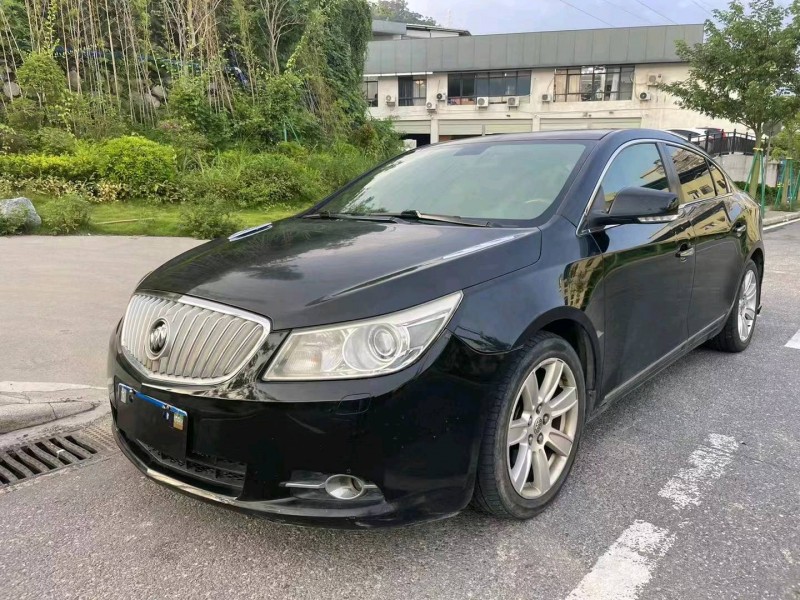 广州10年别克君越3