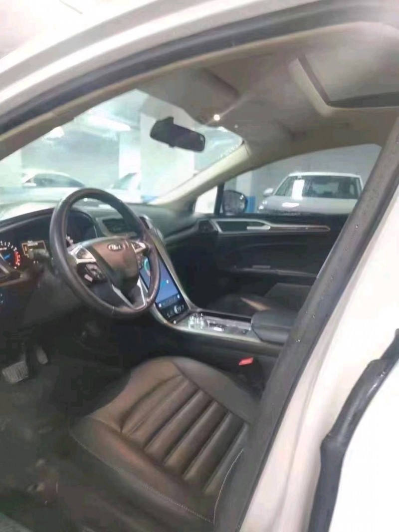 安顺21年福特蒙迪欧4