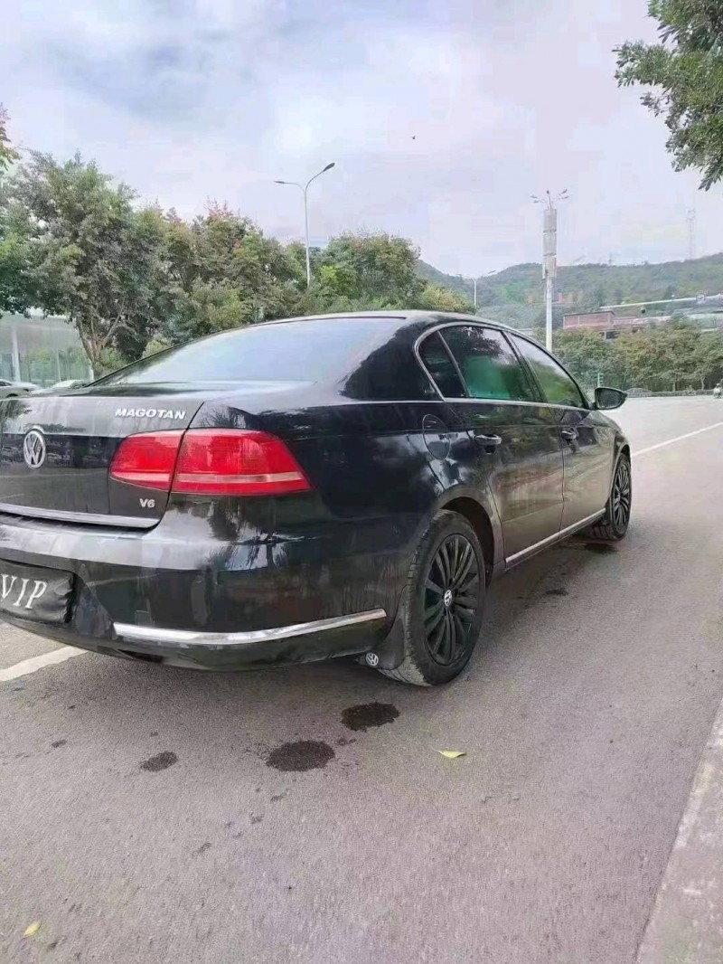 安顺13年大众迈腾3