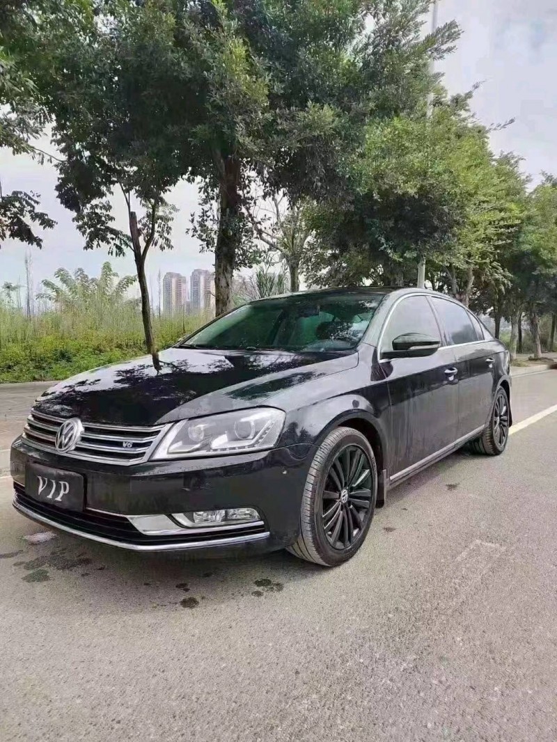 安顺13年大众迈腾8