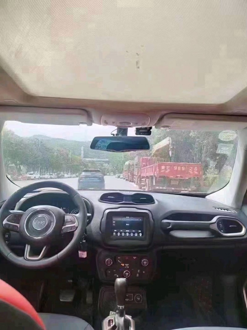 安顺18年Jeep自由侠5