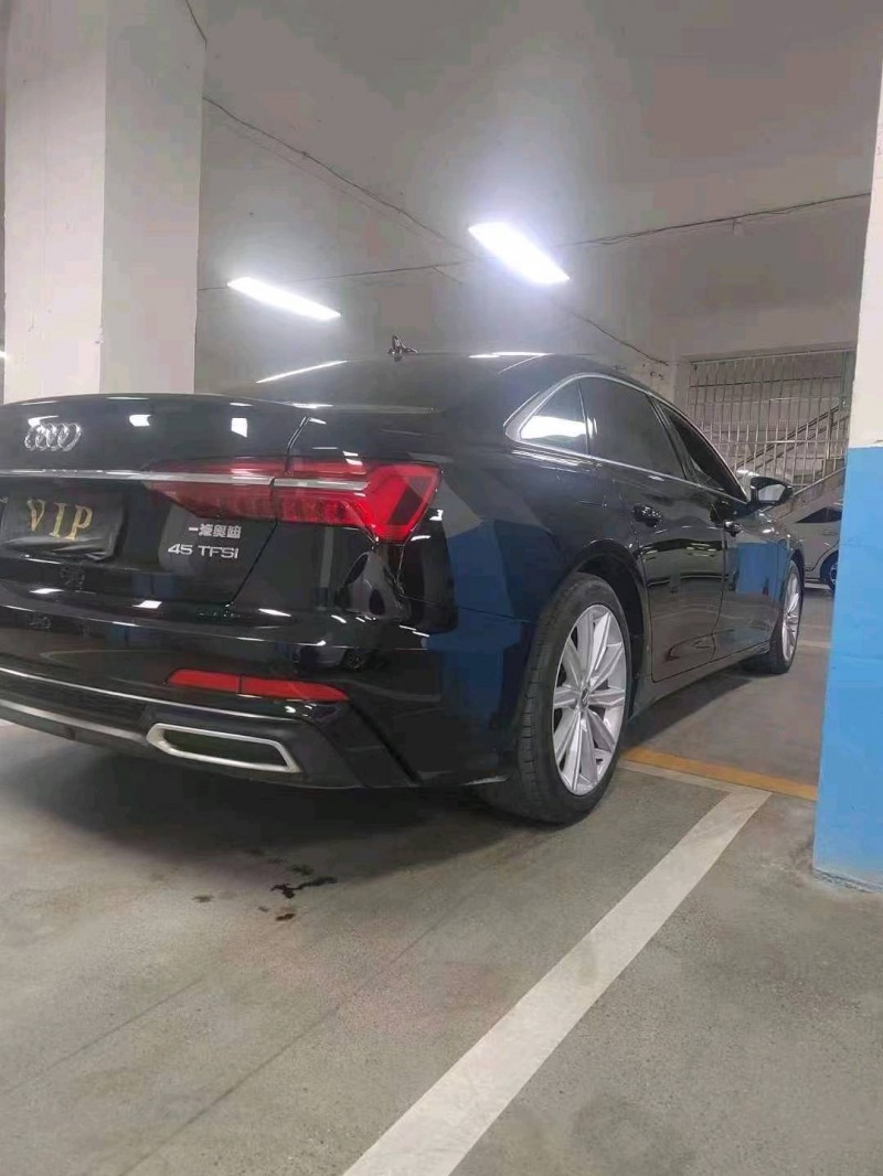 安顺21年奥迪A6L8