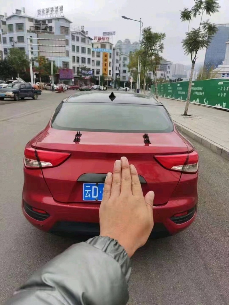 安顺16年日产蓝鸟2