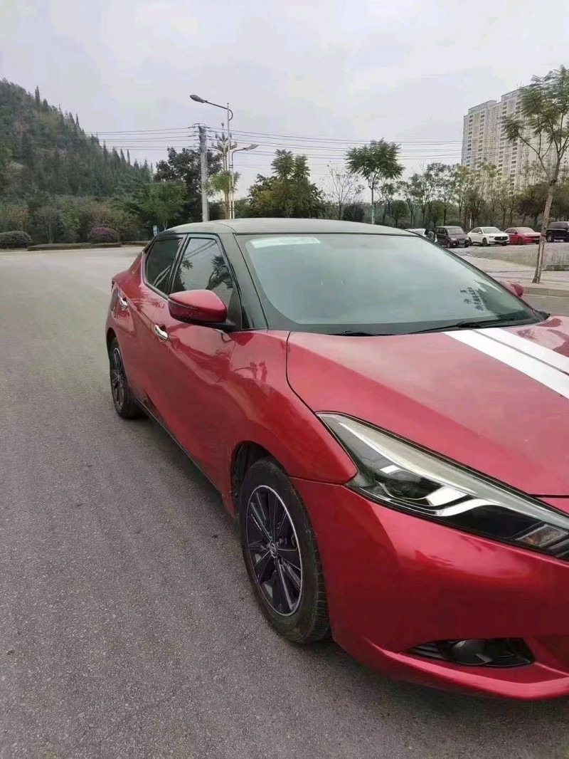 安顺16年日产蓝鸟3