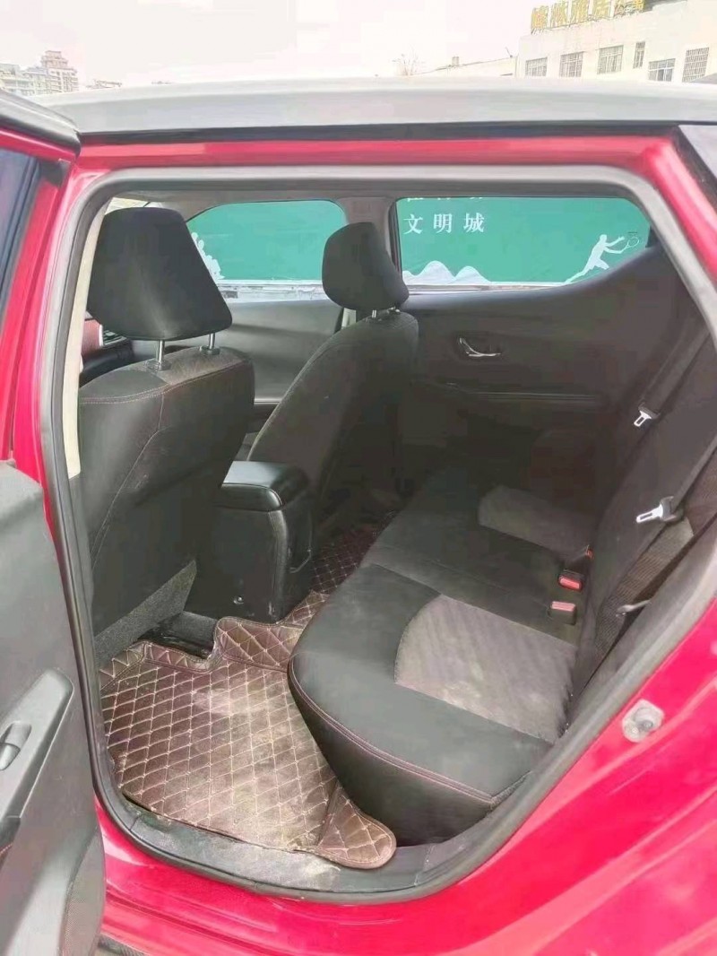 安顺16年日产蓝鸟8