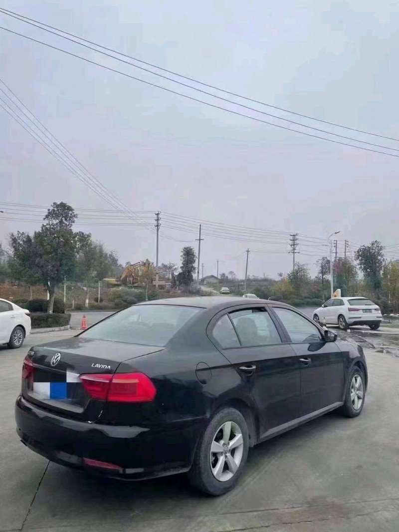 安顺17年大众朗逸6