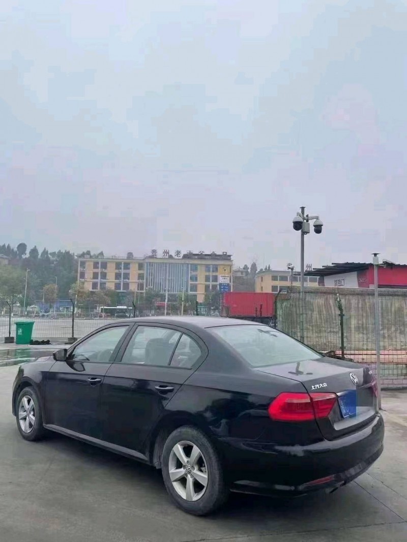 安顺17年大众朗逸9