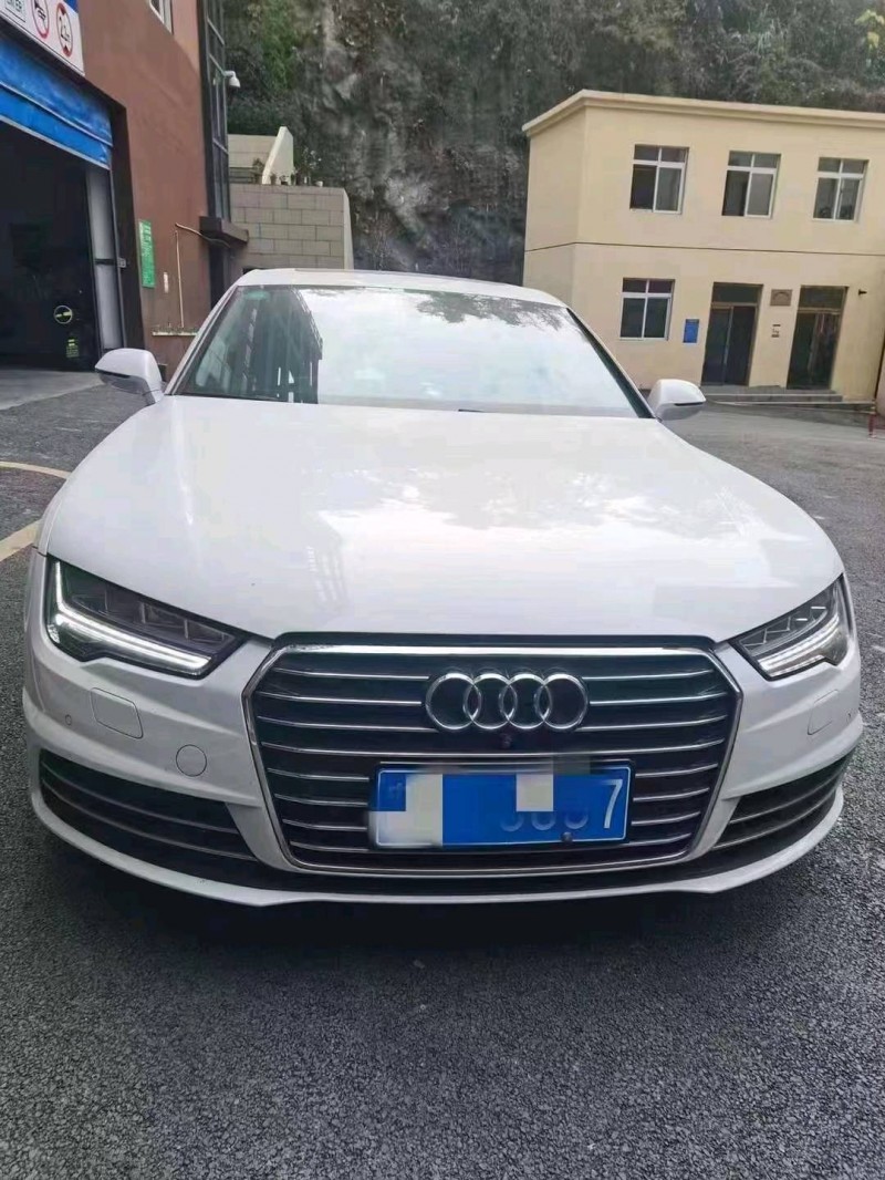 安顺17年奥迪A7L9