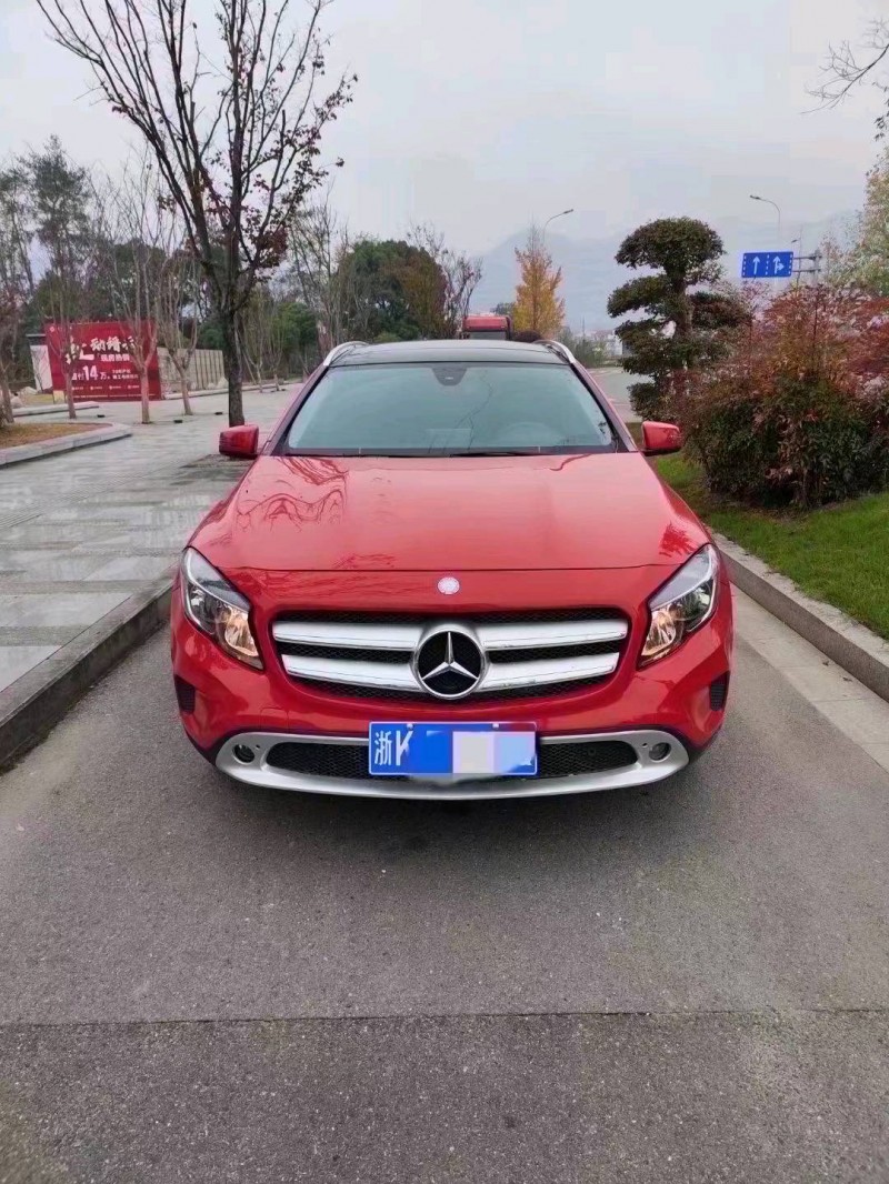 嘉兴17年奔驰GLA1