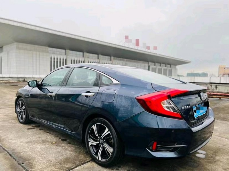 东莞17年本田思域7